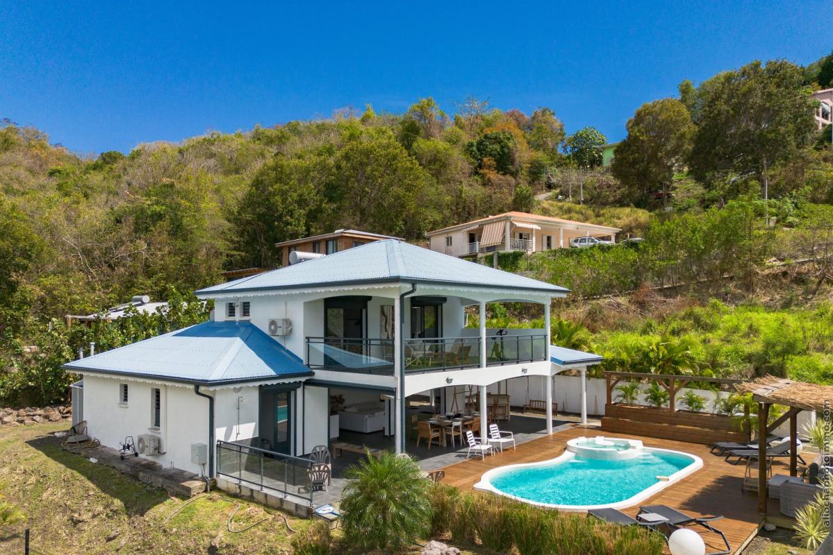 Location 5 chambres Martinique Anse d'Arlet - drone vue piscine